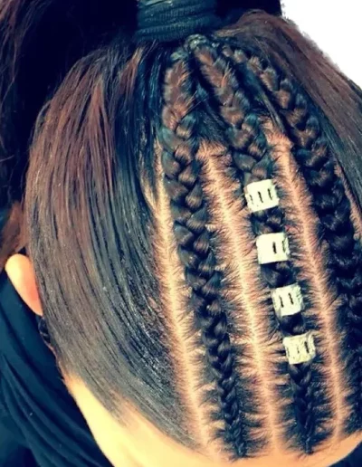 tresses-a-villers-salon-coiffure-02-aisne-braids-nattes-collees-avec-bijoux-800x675