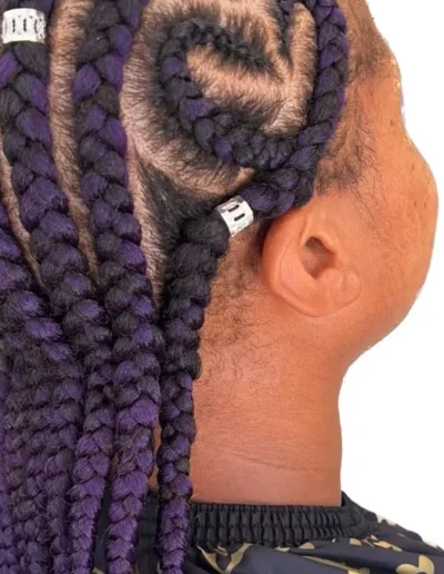 tresses-a-villers-salon-coiffure-02-aisne-braids-nattes-collees-devant-dessin-tempe-coeur-800x675